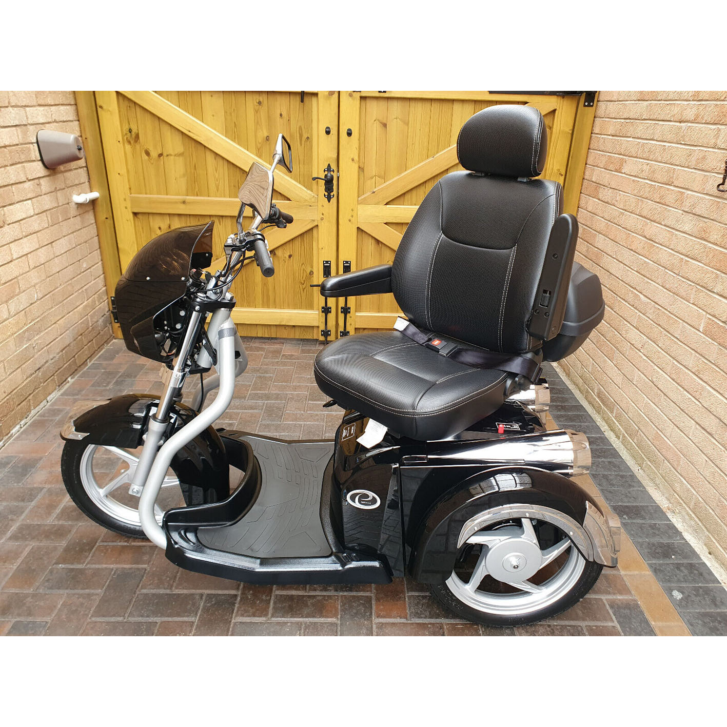 Motorbike style mobility scooter. Sport Rider